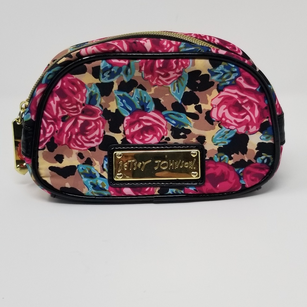 Betsey Johnson- Vivid Floral Print Makep Bag